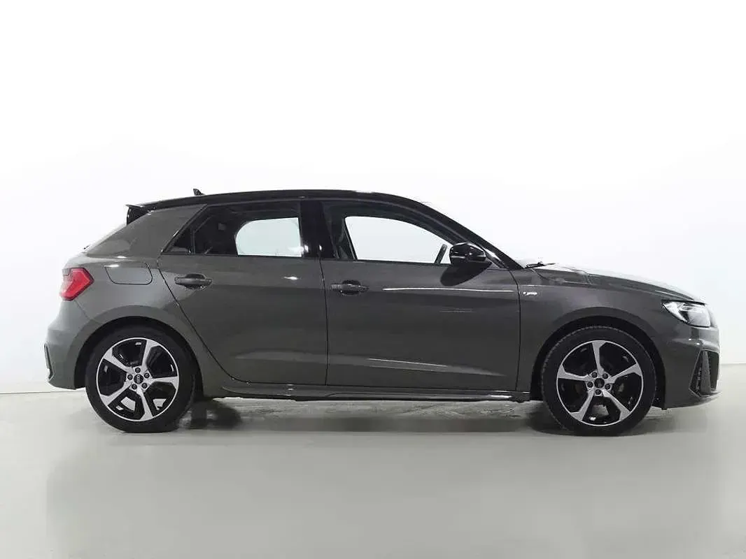 Usado Audi A1 Sportback 95 CV (69 kW) 2023 Gris Utilitario