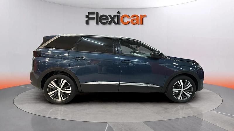 Usado Peugeot 5008 Allure 131 CV (96 kW) 2023 Azul SUV