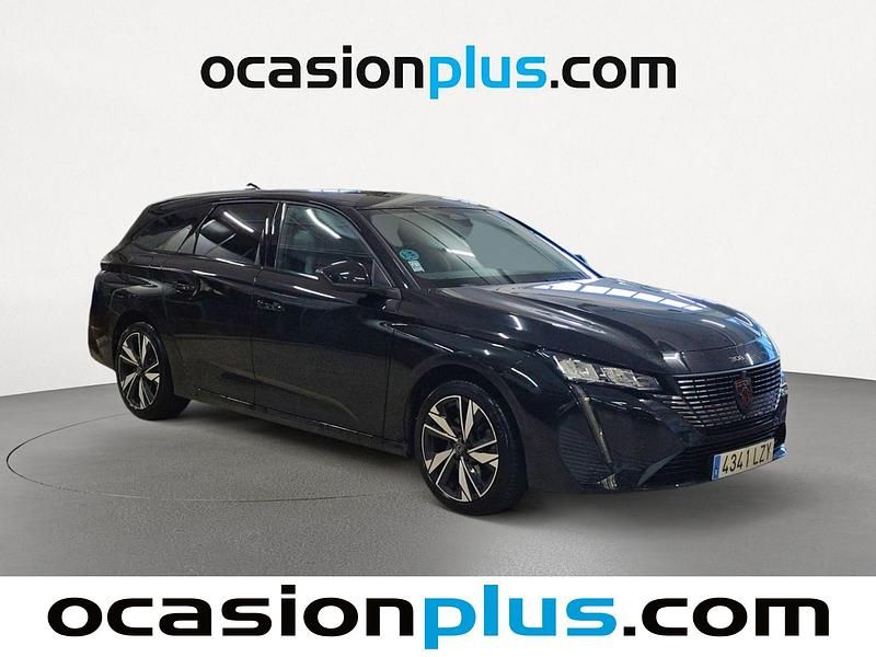 Usado Peugeot 308 SW Allure 131 CV (96 kW) 2022 Negro Familiar