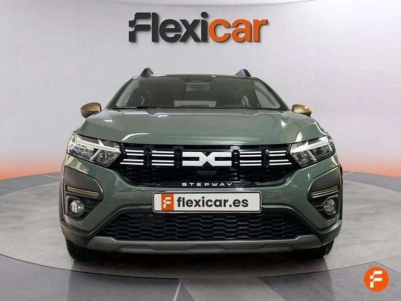Usado Dacia Sandero Extreme 101 CV (74 kW) 2025 Verde Utilitario