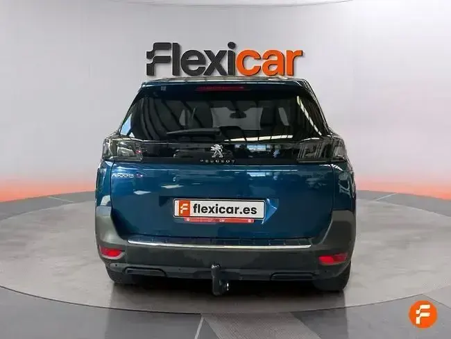 Usado Peugeot 5008 Allure 180 CV (132 kW) 2022 Azul SUV