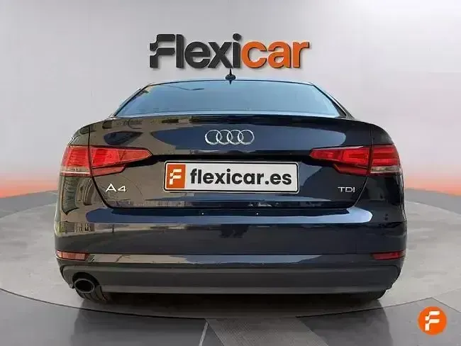 Usado Audi A4 150 CV (110 kW) 2017 Negro Berlina