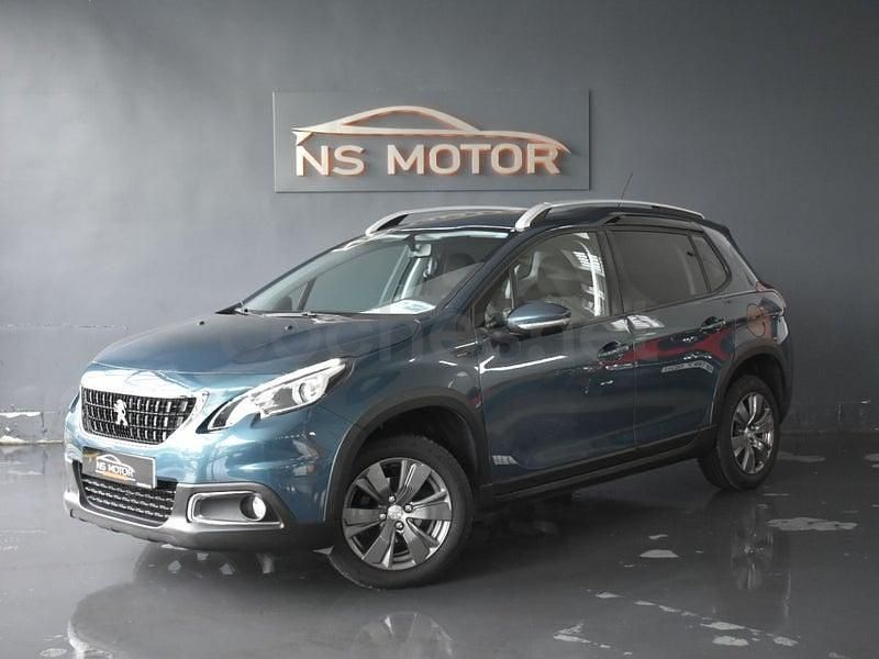 Usado Peugeot 2008 Allure 100 CV (73 kW) 2019 Azul SUV