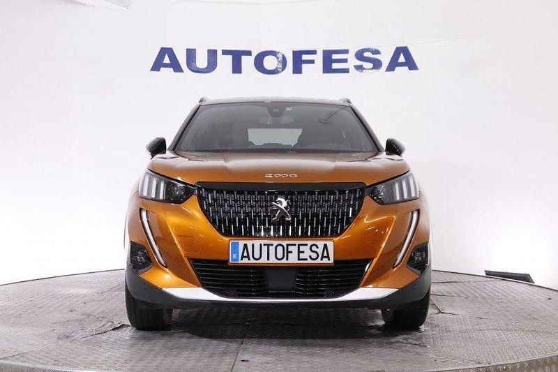 Usado Peugeot 2008 GT 130 CV (95 kW) 2021 Naranja SUV