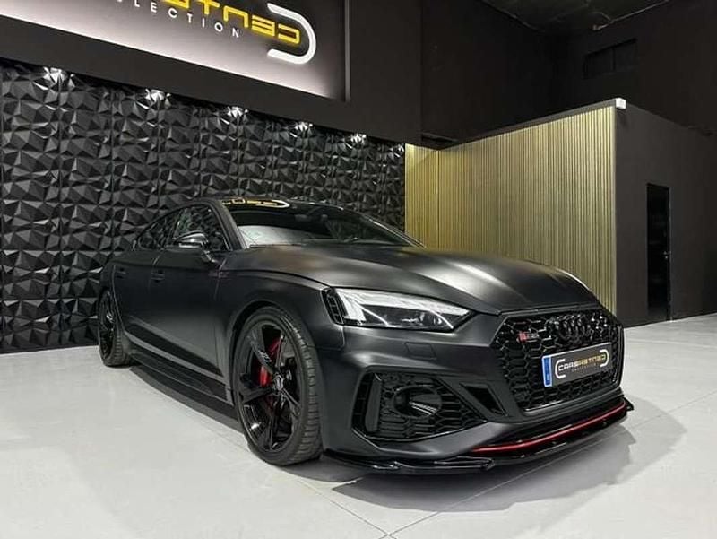 Usado Audi RS5 Sportback 450 CV (330 kW) 2021 Negro Berlina