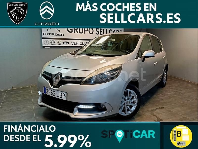 Gris / plata Usado 2014 Renault Scénic III Monovolumen | 7990 € (Precio justo) - Imagen 1/4