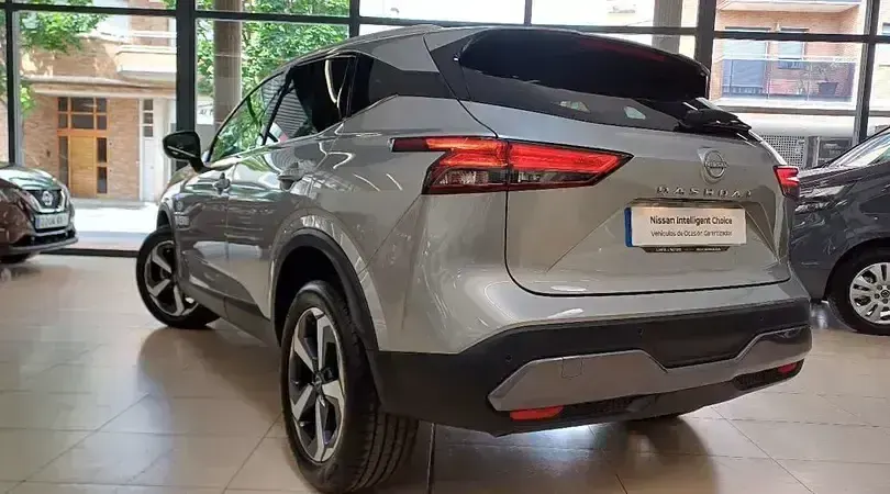 Usado Nissan Qashqai N-Connecta 140 CV (102 kW) 2024 Diamond silver (metalizado) SUV