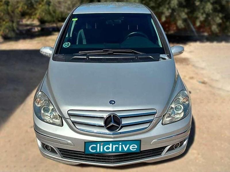 Usado Mercedes B200 140 CV (102 kW) 2006 Gris Monovolumen