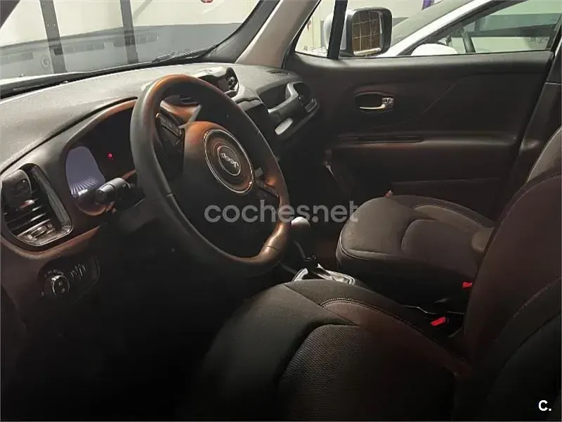 Usado Jeep Renegade Limited 190 CV (139 kW) 2022 Blanco SUV