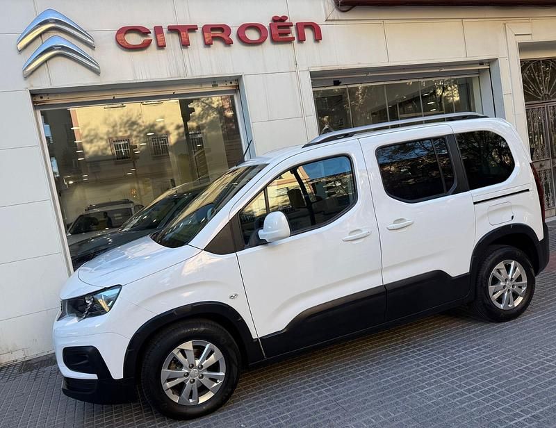 Usado Peugeot Rifter Allure 100 CV (73 kW) 2019 Blanco Monovolumen