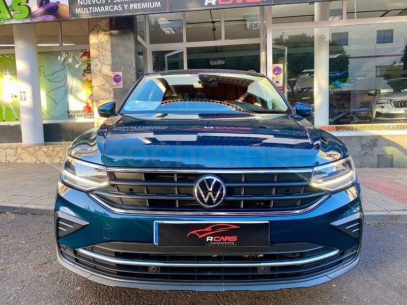 Usado VW Tiguan Life 130 CV (95 kW) 2021 Azul SUV