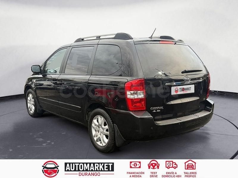Usado Kia Carnival 185 CV (136 kW) 2008 Negro Monovolumen