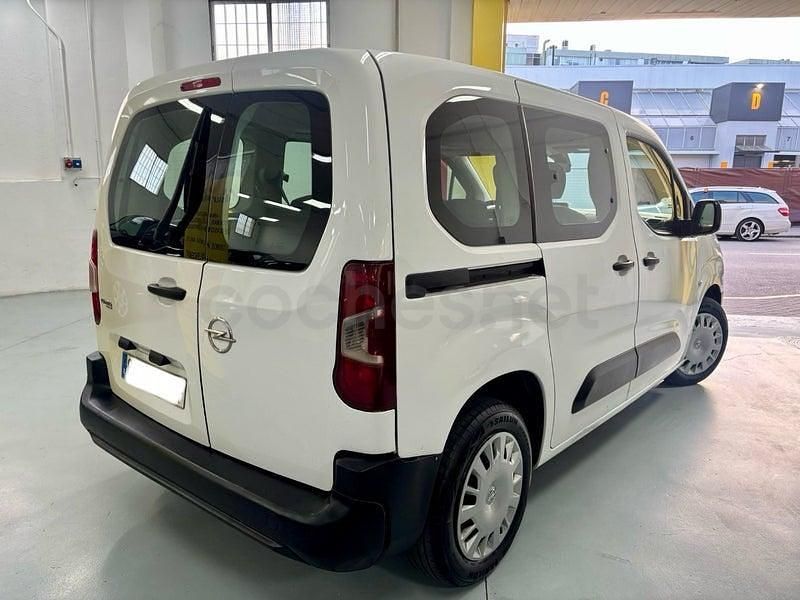 Usado Opel Combo Life Edition 102 CV (75 kW) 2021 Blanco Monovolumen