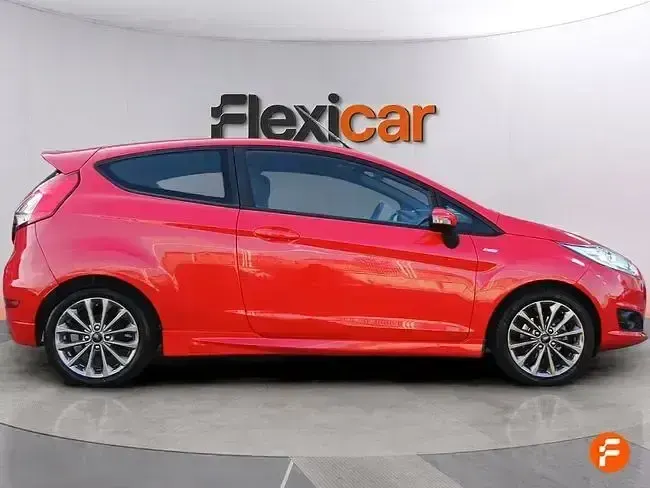 Usado Ford Fiesta ST-Line 85 CV (62 kW) 2017 Rojo Utilitario