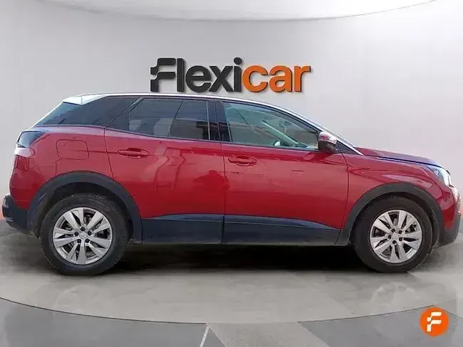 Usado Peugeot 3008 Active 130 CV (95 kW) 2018 Rojo SUV