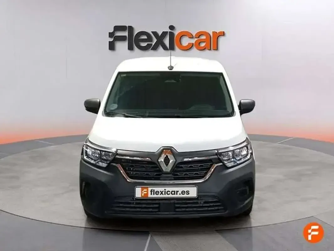 Usado Renault Kangoo 95 CV (69 kW) 2022 Blanco Monovolumen