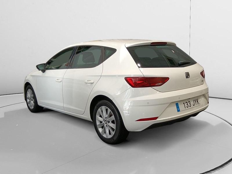 Usado Seat Leon Style Plus 110 CV (80 kW) 2017