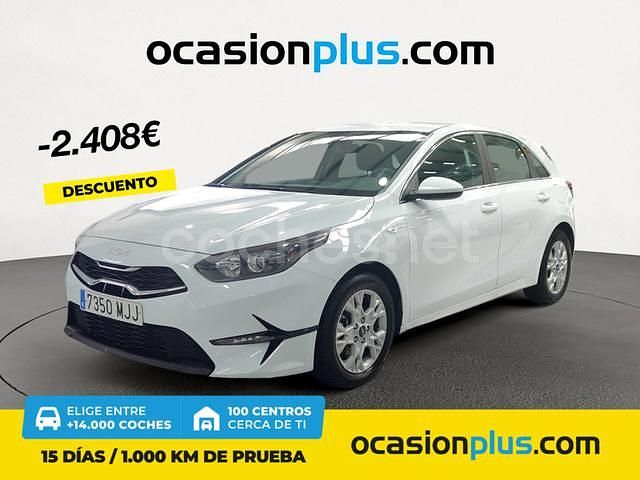 Blanco Usado 2023 Kia Ceed Berlina | 17.690 € (Precio justo) - Imagen 1/4