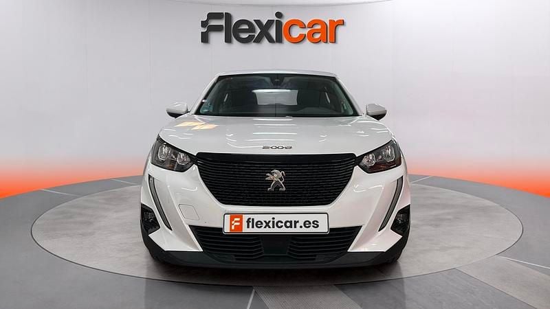 Usado Peugeot 2008 Active 110 CV (80 kW) 2021 Blanco SUV