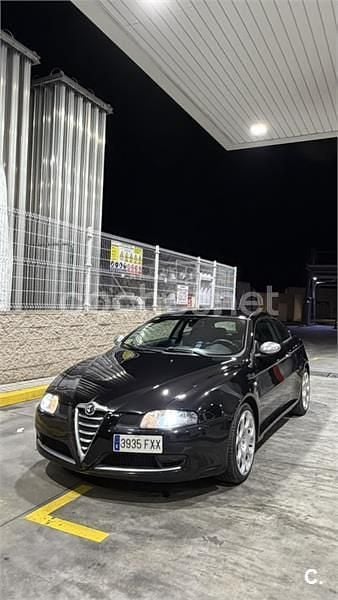 Usado Alfa Romeo GT 150 CV (110 kW) 2007 Negro Coupe