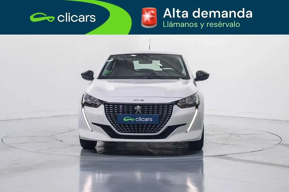 Usado Peugeot 208 Active 75 CV (55 kW) 2022 Blanco Utilitario