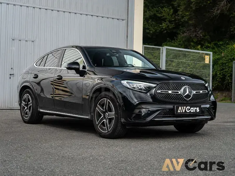 Usado Mercedes GLC200 204 CV (150 kW) 2025 Negro SUV