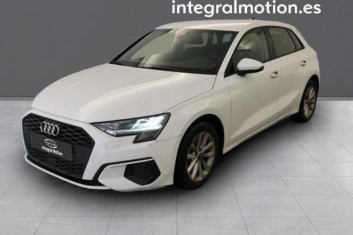 Usado Audi A3 Sportback e-tron Premium 110 CV (80 kW) 2021 Utilitario