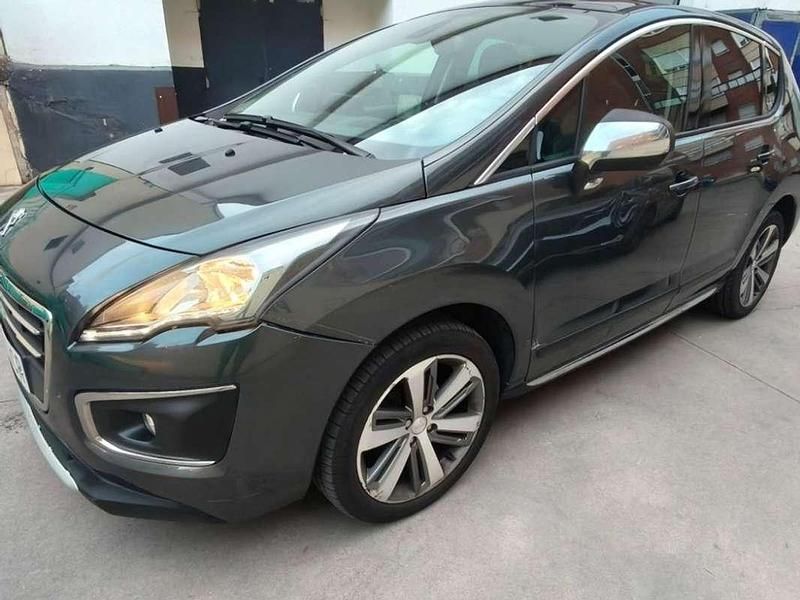 Gris Usado 2015 Peugeot 3008 Allure SUV | 7900 € (Buen precio) - Imagen 1/4