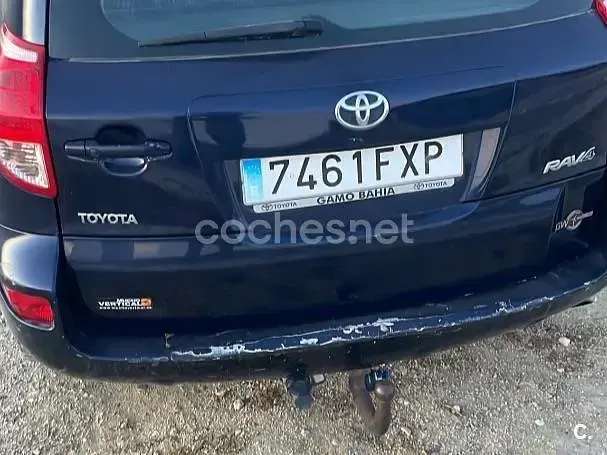 Usado Toyota RAV4 Executive 136 CV (100 kW) 2007 Azul SUV