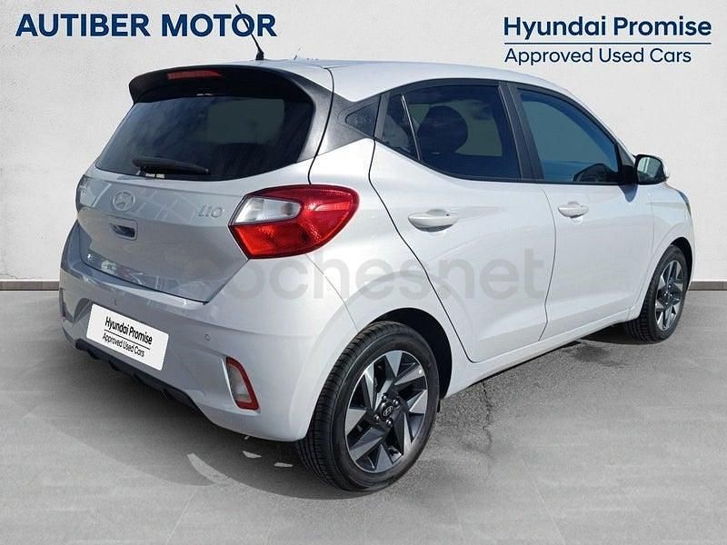 Nuevo Hyundai i10 67 CV (49 kW) 2025 Gris / plata Utilitario