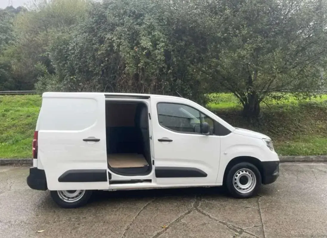 Usado Opel Combo 75 CV (55 kW) 2021 Monovolumen