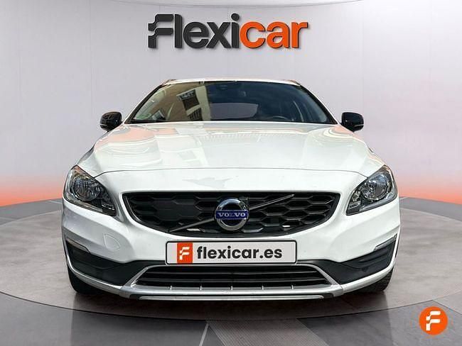 Usado Volvo V60 CC 150 CV (110 kW) 2018 Blanco Familiar