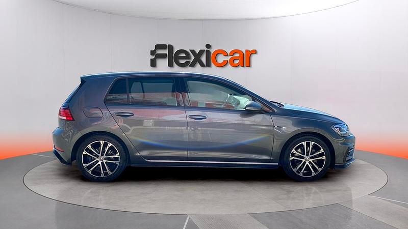 Usado VW Golf VII Sport 125 CV (91 kW) 2018 Gris Utilitario