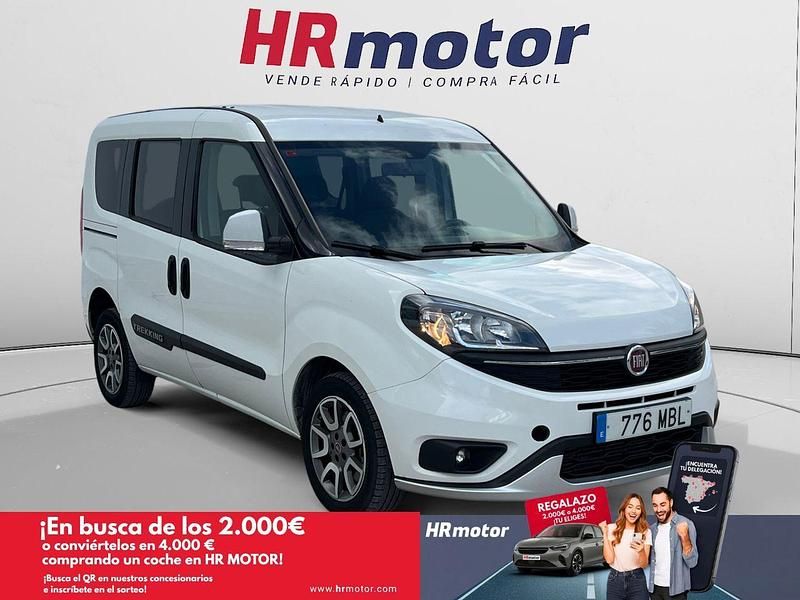 Blanco Usado 2022 Fiat Doblò Trekking Monovolumen | 17.990 € (Precio justo) - Imagen 1/4