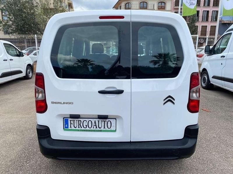 Usado Citroën Berlingo Live 102 CV (75 kW) 2021 Blanco Monovolumen