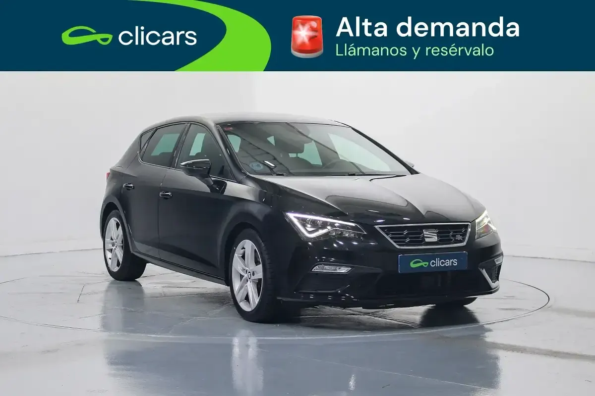 Usado Seat Leon FR 150 CV (110 kW) 2019 Negro Berlina