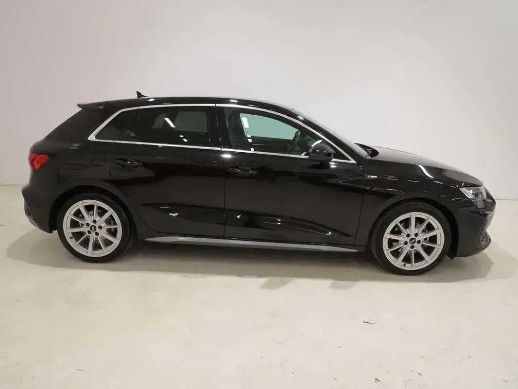Usado Audi A3 Sportback S-Line 150 CV (110 kW) 2025 Negro Utilitario