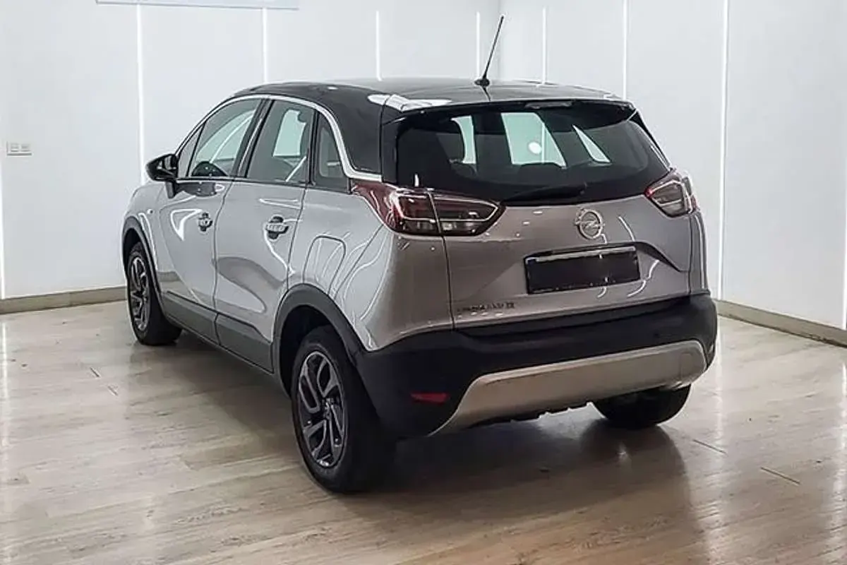 Usado Opel Crossland Edition 110 CV (80 kW) 2019 Gris SUV