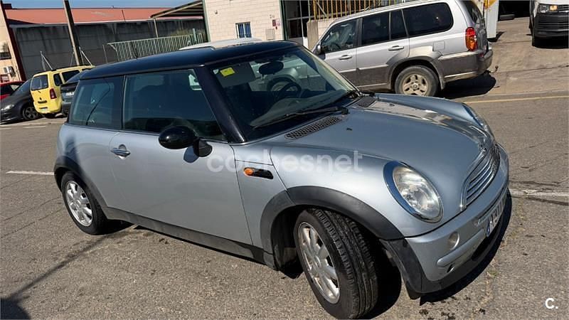 Usado Mini Cooper 115 CV (84 kW) 2002 Gris / plata Utilitario