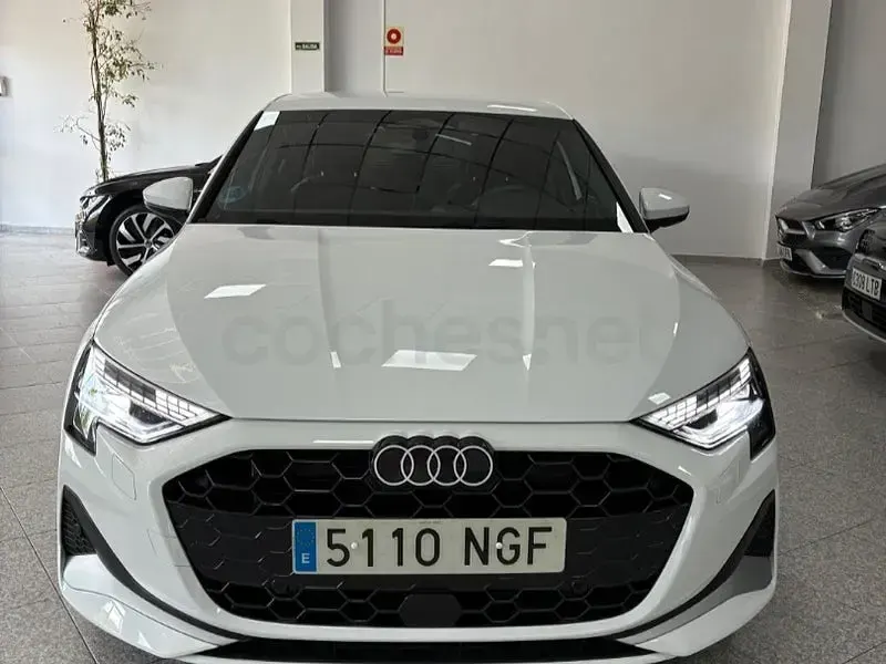 Usado Audi A3 Advanced Plus 116 CV (85 kW) 2025 Blanco Berlina