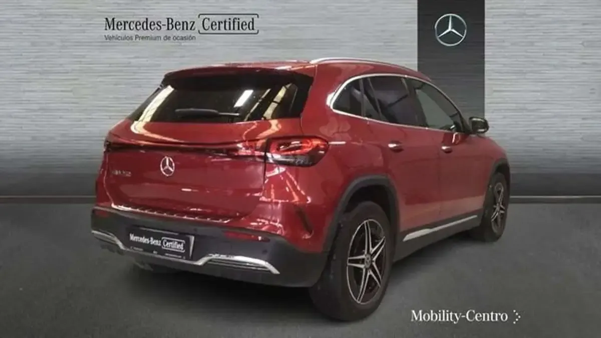 Brugt Mercedes EQA250 AMG line 141 kW (192 HK) 2022 Rød SUV