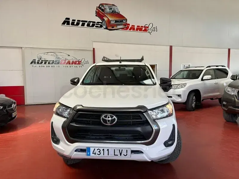 Usado Toyota HiLux 150 CV (110 kW) 2022 Blanco Pickup/Camioneta