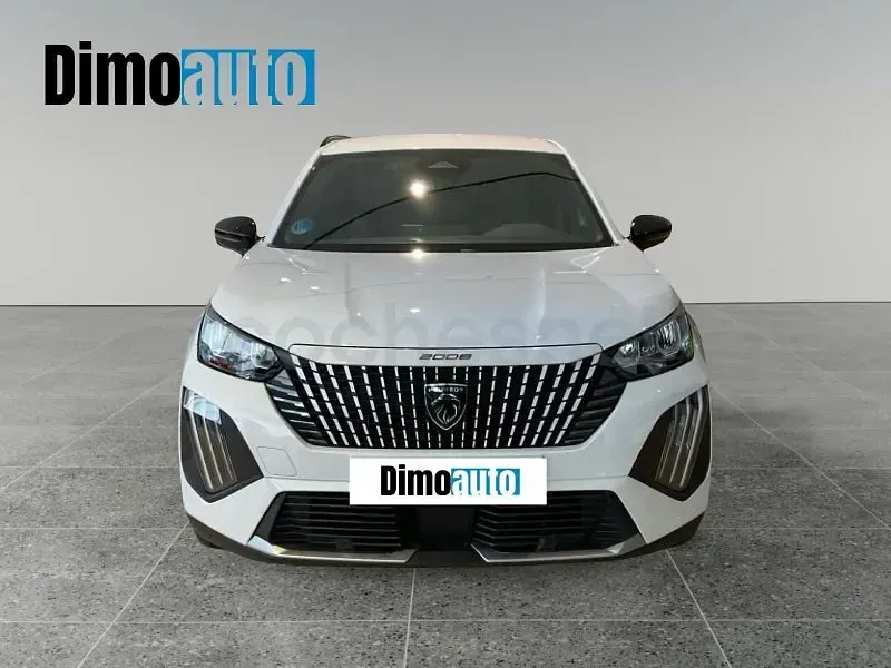 Usado Peugeot 2008 Allure 145 CV (106 kW) 2025 Blanco SUV