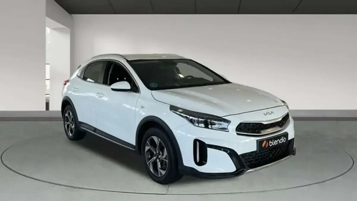 Usado Kia XCeed 101 CV (74 kW) 2024 Blanco SUV
