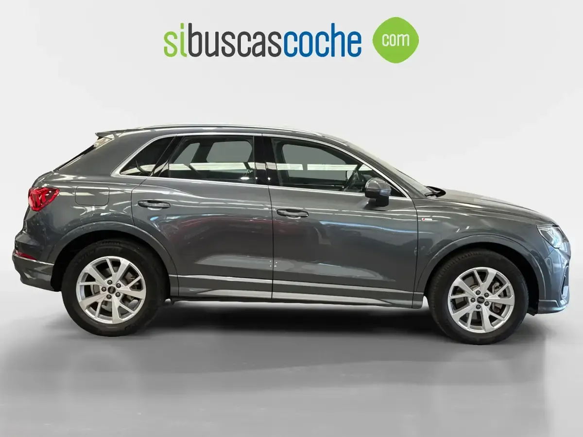 Usado Audi Q3 S-Line 190 CV (139 kW) 2023 Gris/plata SUV