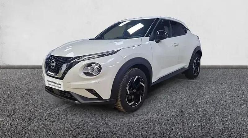 Usado Nissan Juke N-Connecta 114 CV (83 kW) 2024 Lunar white (metalizado) SUV