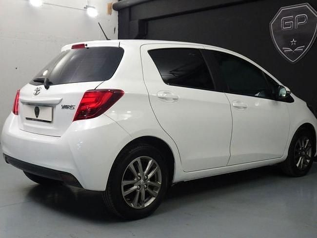 Occasion Toyota Yaris Live 69 PK (50 kW) 2014 Wit Sedan