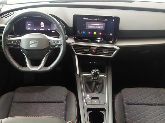 Usado Seat Leon FR 116 CV (85 kW) 2025 Gris