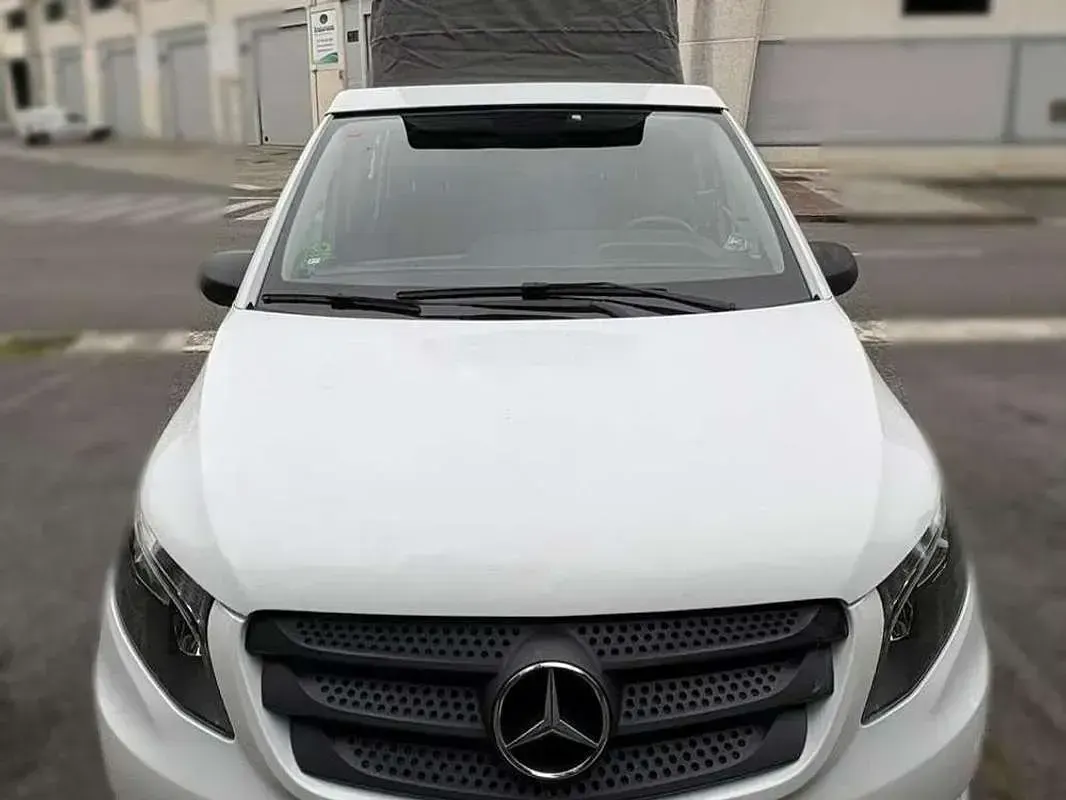 Usado Mercedes V200 Marco Polo 136 CV (100 kW) 2018 Blanco Monovolumen