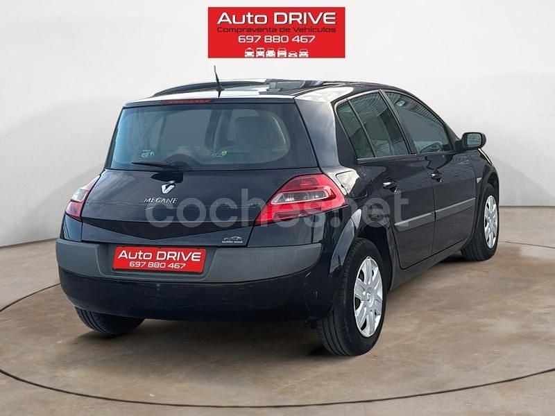 Usado Renault Mégane II Expression 105 CV (77 kW) 2008 Negro Berlina